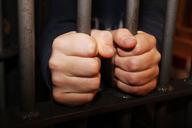 How To Temporarily Get Out Of A Santa Cruz Jail