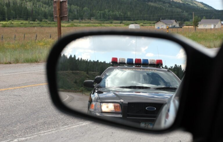 What To Do When Pulled Over - Lakeport, CA - Eight Ball Bail Bonds